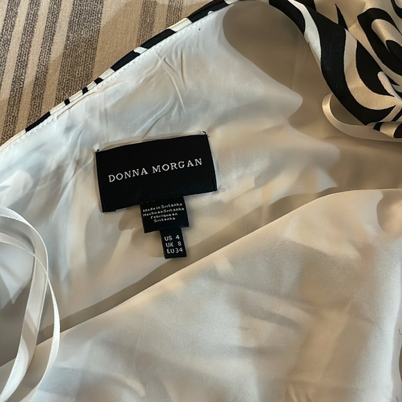 Donna Morgan Printed One Shoulder Tie Waist Dress with Draped Skirt Size 4 - Picture 13 of 16